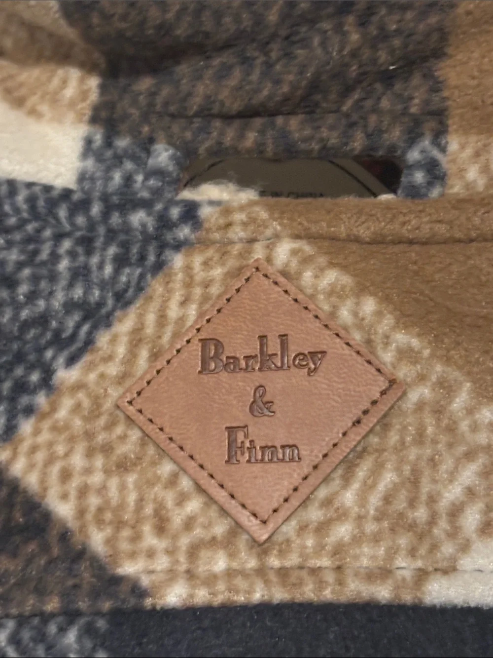 NWT Barkley & Finn Plaid Fleece Sherpa Lined Dog Coat XS
